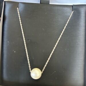 Pearl Necklace+ Burberry Top